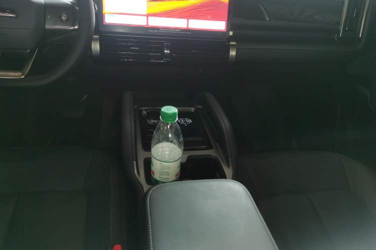 Used iCAR 03T 2024 501km Four-wheel Drive Long-Range Version Gear Lever