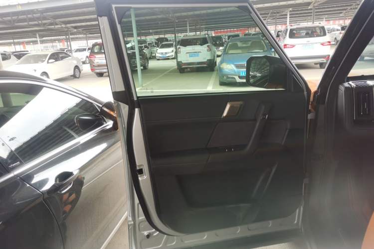 Used iCAR 03T 2024 501km Four-wheel Drive Long-Range Version Left Front Door Interior