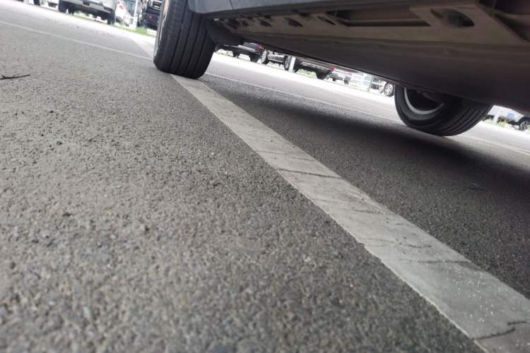 Used iCAR 03T 2024 501km Four-wheel Drive Long-Range Version Right Side Sill