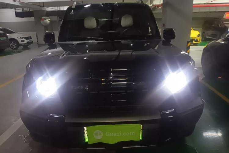 Used iCAR V27 2026 Model 200KM Four-Wheel Drive Falcon 700 Front