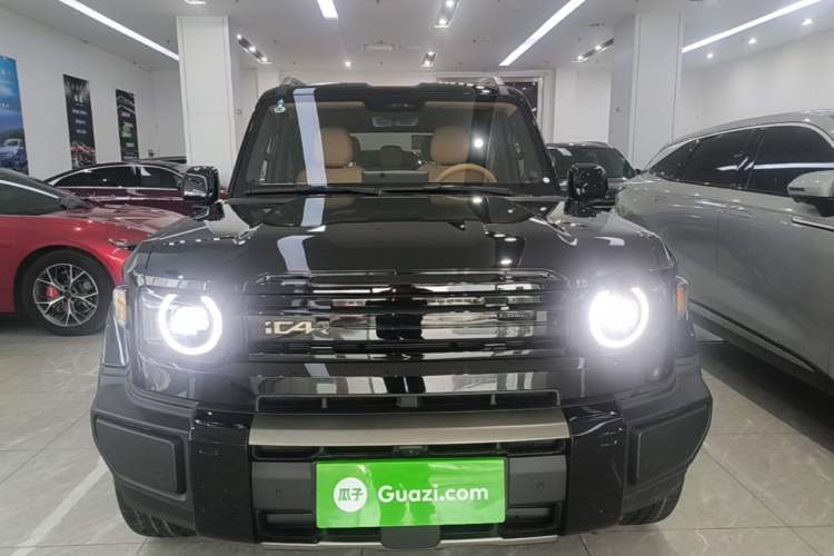 Used iCAR V27 2026 Model 200KM Four-Wheel Drive Falcon 500 Front