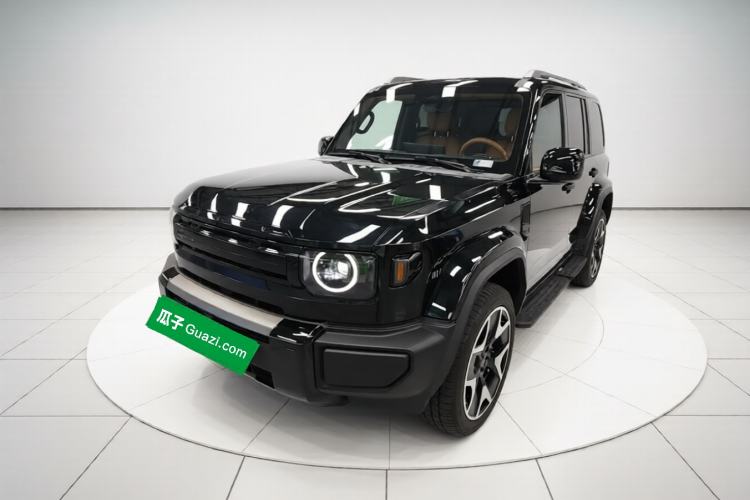 iCAR V27 2026 Model 200KM Four-Wheel Drive Falcon 500