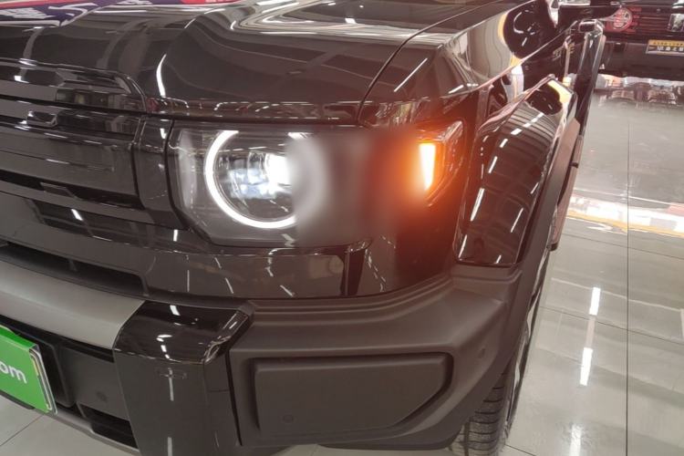 Used iCAR V27 2026 Model 200KM Four-Wheel Drive Falcon 500 Left Front Headlight