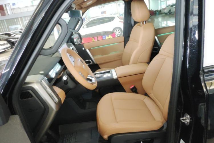 Used iCAR V27 2026 Model 200KM Four-Wheel Drive Falcon 500 Left Front Seat