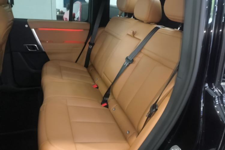 Used iCAR V27 2026 Model 200KM Four-Wheel Drive Falcon 500 Left Rear Seat