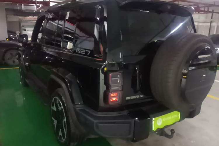 Used iCAR V27 2026 Model 200KM Four-Wheel Drive Falcon 700 Rear Left 45 Deg