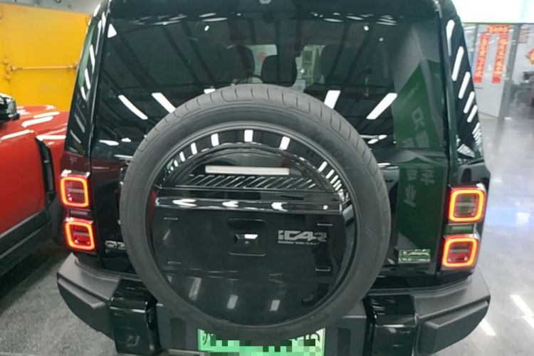 Used iCAR V27 2026 Model 200KM Four-Wheel Drive Falcon 500 Rear