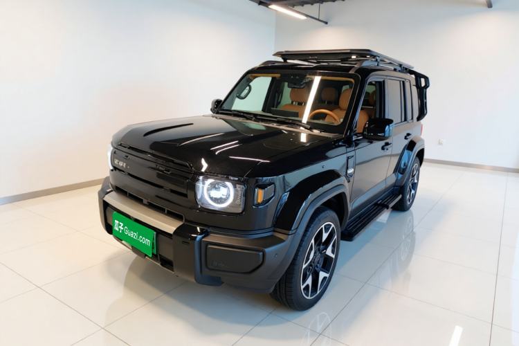 iCAR V27 2026 Model 200KM Four-Wheel Drive Falcon 500