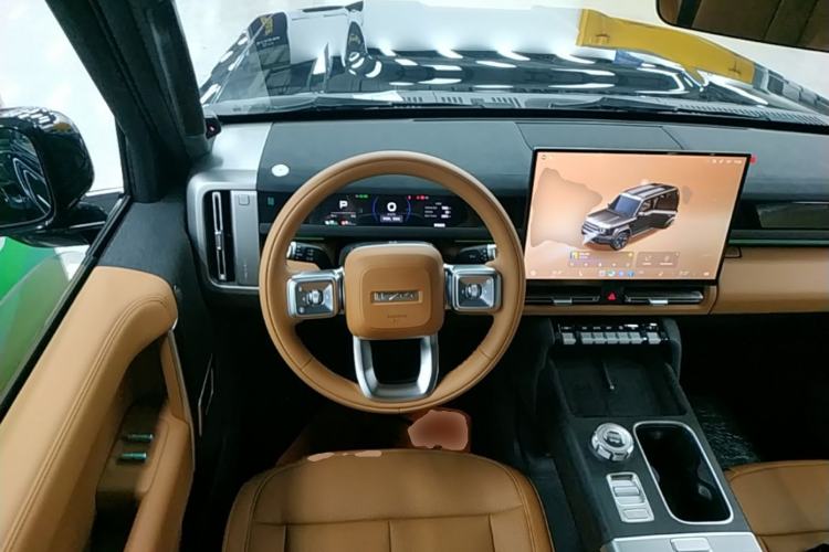Used iCAR V27 2026 Model 200KM Four-Wheel Drive Falcon 500 Steering Wheel