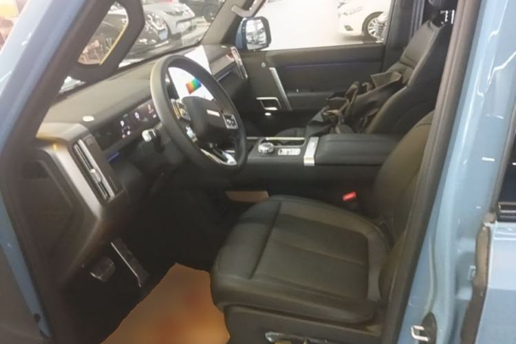 Used iCAR V27 2026 Model 210KM Two-Wheel Drive Falcon 500 Left Front Seat