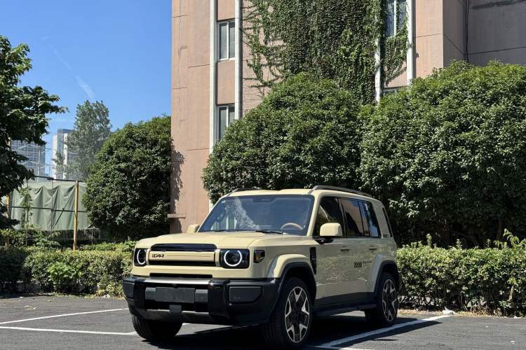 Ojetý iCAR V27 2026 Model 200KM Four-Wheel Drive Falcon 500 Guazi used car, China used car export, Used car for sale, Used  cars, Cheapest cars for sale