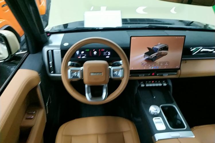 Used iCAR V27 2026 Model 200KM Four-Wheel Drive Falcon 700 Steering Wheel