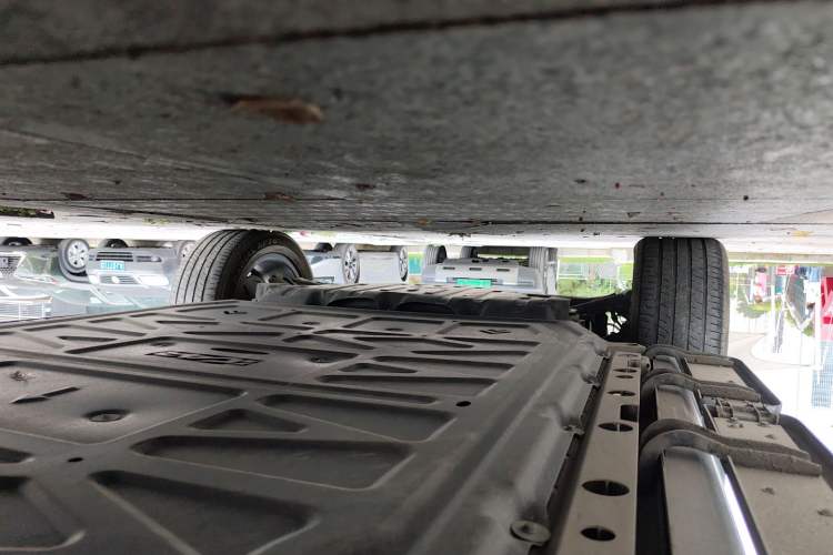Used iCAR V23 2025 401 Two-Wheel Drive Advanced Edition Chassis Front Right