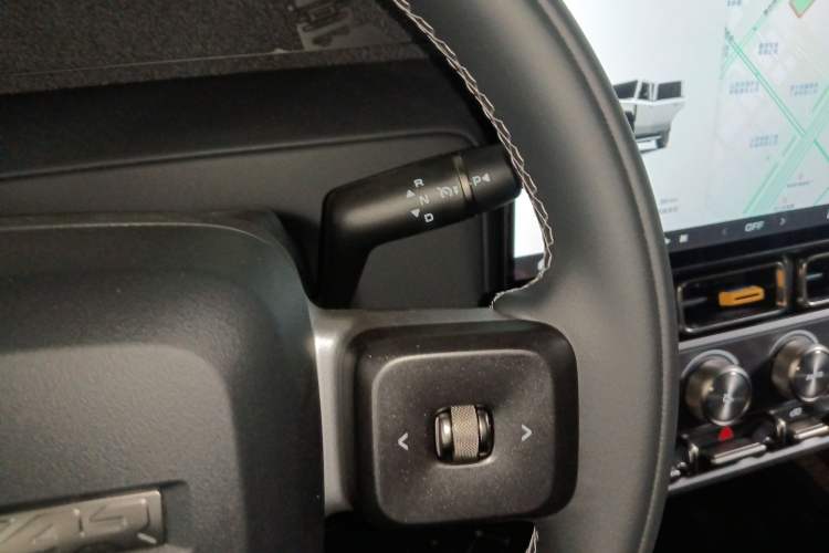 Used iCAR V23 2025 401 Two-Wheel Drive Advanced Edition Gear Lever