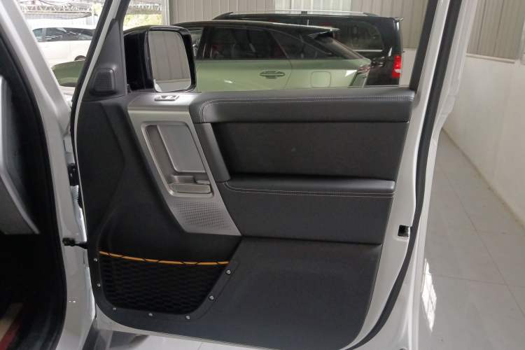 Used iCAR V23 2025 401 Two-Wheel Drive Advanced Edition Interior 5