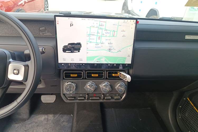 Used iCAR V23 2025 401 Two-Wheel Drive Advanced Edition Audio And AC Panel