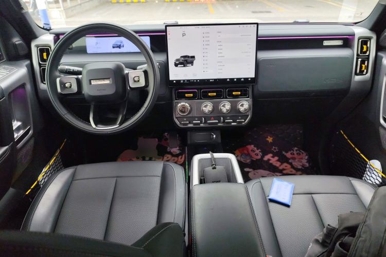 Used iCAR V23 2025 501 Four-Wheel Drive Advanced Version Center Console