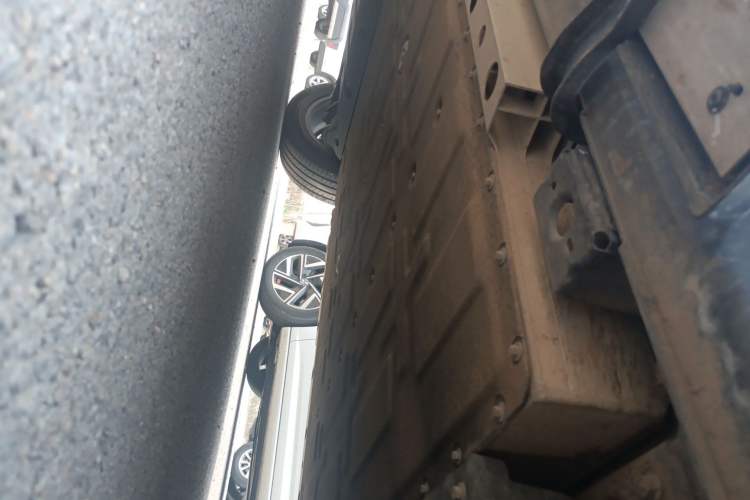 Used iCAR V23 2025 401 Two-Wheel Drive Intelligent Driving Version Chassis Front Right