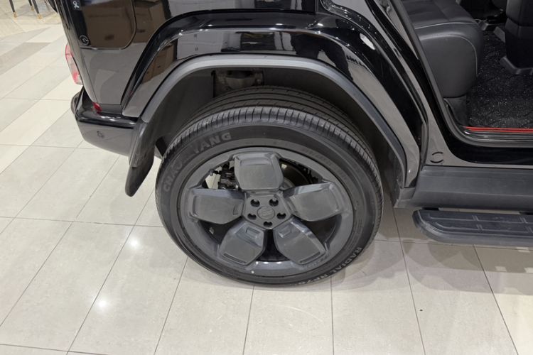 Used iCAR V23  Exterior 6