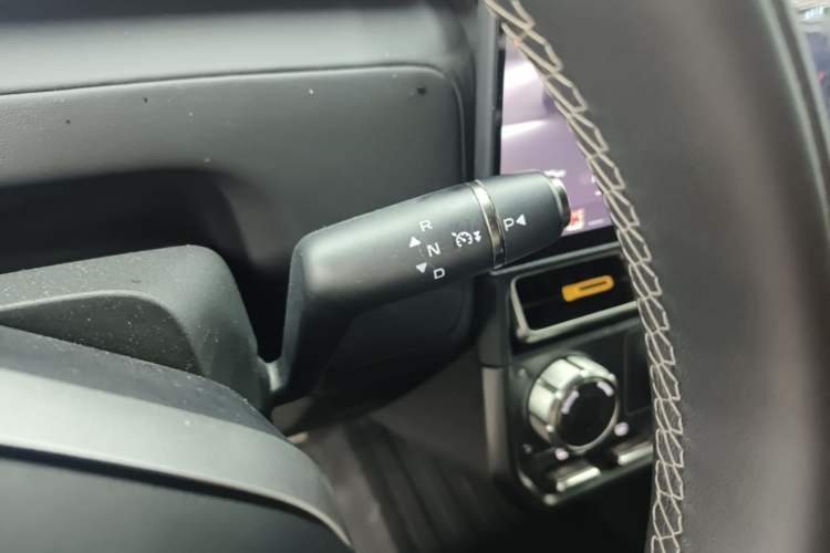Used iCAR V23 2025 501 Four-Wheel Drive Intelligent Driving Version Gear Lever