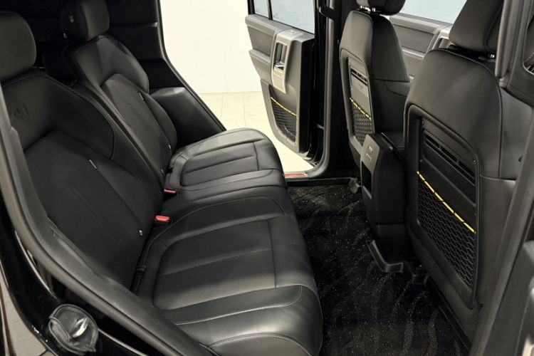 Used iCAR V23  Interior 2