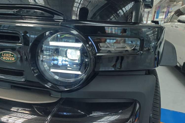 Used iCAR V23 2025 401 Two-Wheel Drive Intelligent Driving Version Left Front Headlight