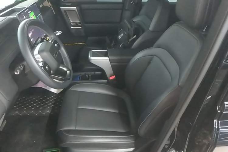 Used iCAR V23 2025 401 Two-Wheel Drive Advanced Edition Left Front Seat