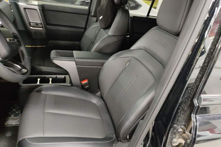 Used iCAR V23 2025 401 Two-Wheel Drive Advanced Edition Left Front Seat