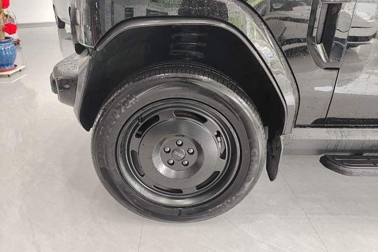 Used iCAR V23 2025 401 Two-Wheel Drive Advanced Edition Left Front Wheel Hub