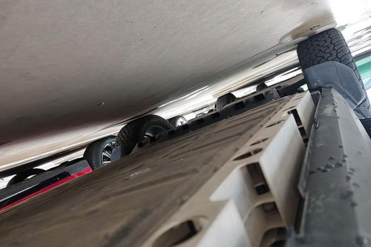 Used iCAR V23 2025 501 Four-Wheel Drive Advanced Version Left Side Sill