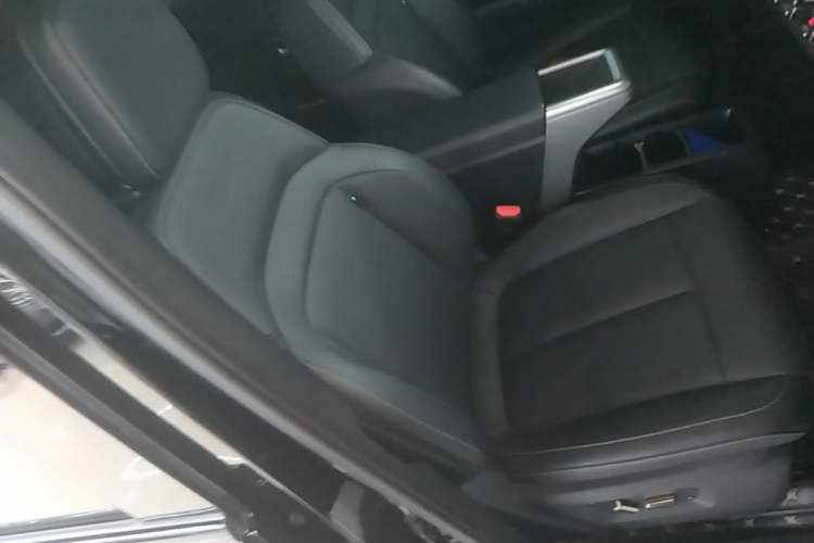 Used iCAR V23 2025 401 Two-Wheel Drive Advanced Edition Right Front Seat