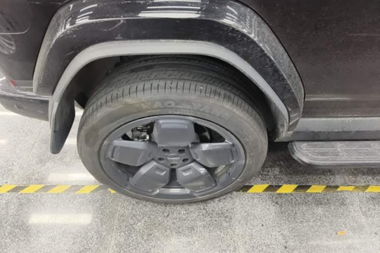 Used iCAR V23 2025 501 Four-Wheel Drive Intelligent Driving Version Right Rear Wheel Hub