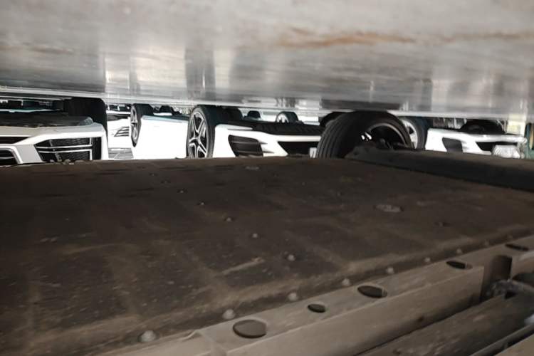 Used iCAR V23 2025 401 Two-Wheel Drive Advanced Edition Right Side Sill