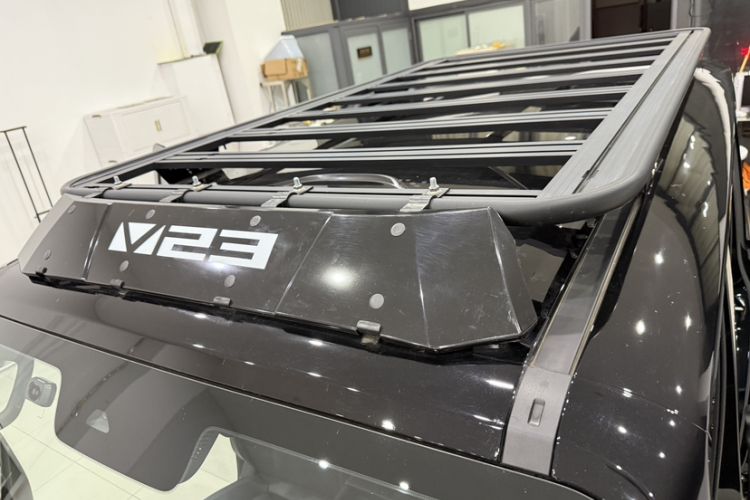 Used iCAR V23  Roof