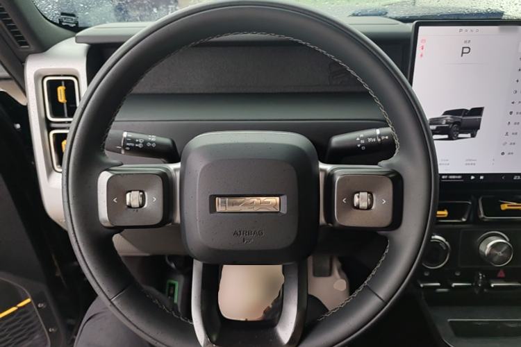 Used iCAR V23 2025 501 Four-Wheel Drive Advanced Version Steering Wheel