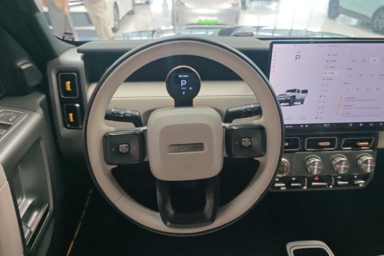 Used iCAR V23 2025 401 Two-Wheel Drive Intelligent Driving Version Steering Wheel