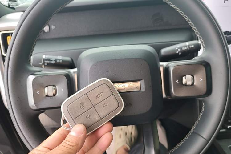 Used iCAR V23 2025 501 Four-Wheel Drive Advanced Version Vehicle Key