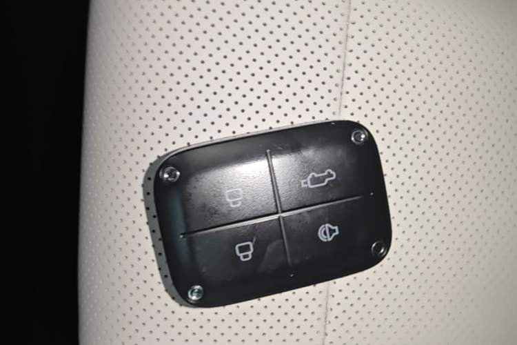 Used iCAR V23 2025 401 Two-Wheel Drive Intelligent Driving Version Vehicle Key