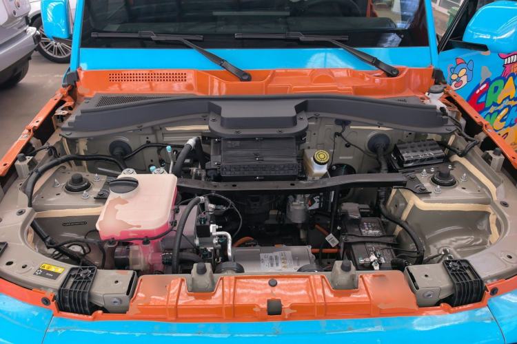 Used iCAR V23 2025 401 Two-Wheel Drive Intelligent Driving Version Engine Bay