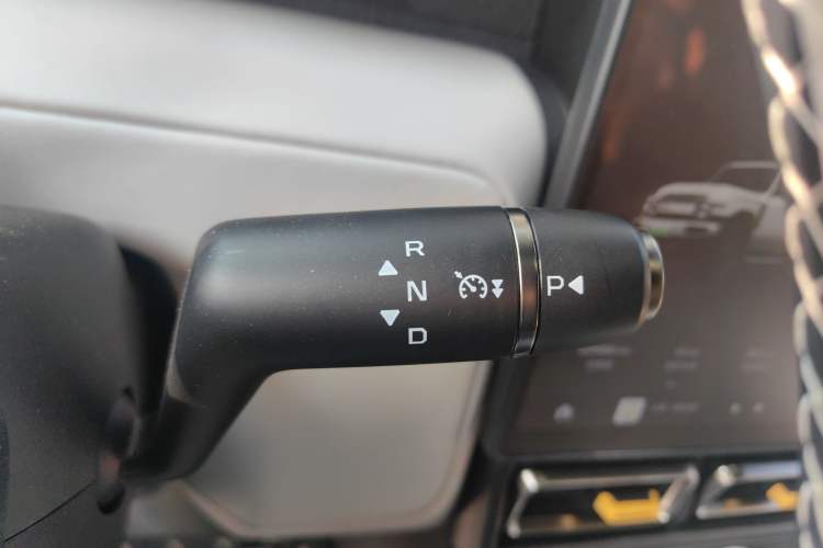 Used iCAR V23 2025 550 Two-Wheel Drive Intelligent Driving Version Gear Lever