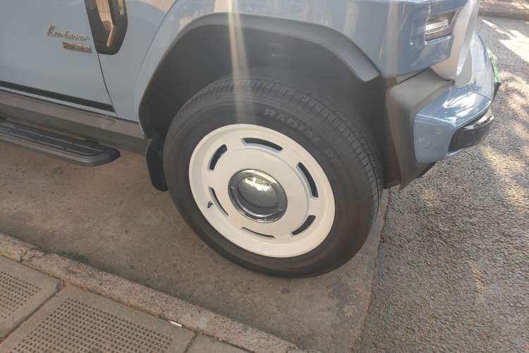 Used iCAR V23 2025 550 Two-Wheel Drive Intelligent Driving Version Right Front Wheel Hub