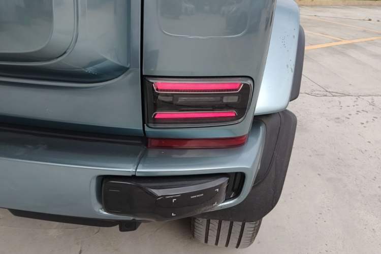 Used iCAR V23 2025 501 Four-Wheel Drive Intelligent Driving Version Exterior 3