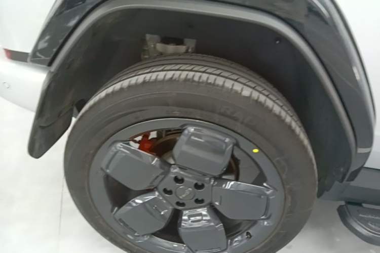 Used iCAR V23 2025 501 Four-Wheel Drive Advanced Version Exterior 5