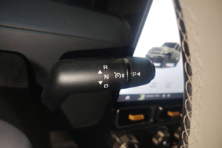 Used iCAR V23 2025 501 Four-Wheel Drive Intelligent Driving Version Gear Lever