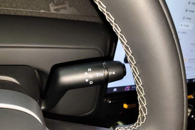 Used iCAR V23 2025 501 Four-Wheel Drive Intelligent Driving Version Gear Lever
