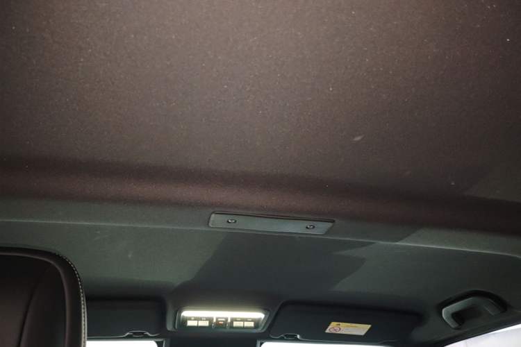 Used iCAR V23 2025 401 Two-Wheel Drive Intelligent Driving Version Headliner