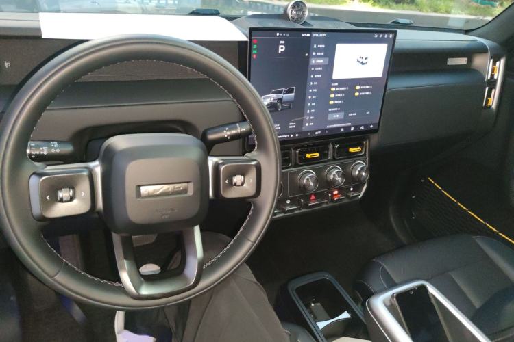 Used iCAR V23 2025 401 Two-Wheel Drive Intelligent Driving Version Interior 2