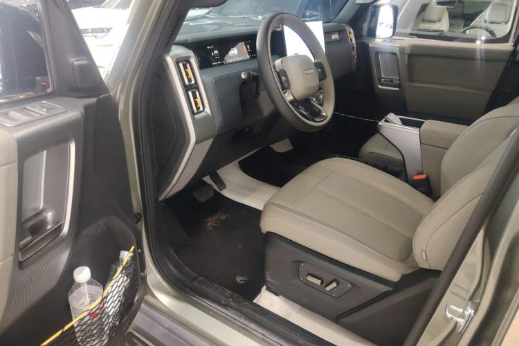 Used iCAR V23 2025 501 Four-Wheel Drive Intelligent Driving Version Interior 3