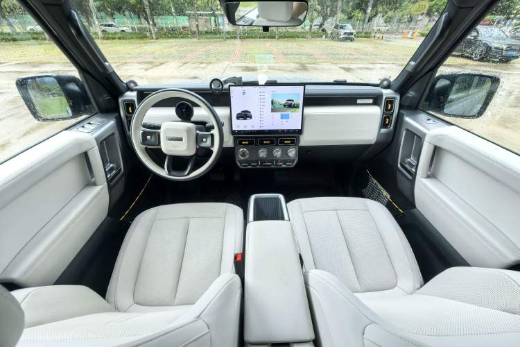 Used iCAR V23 2025 401 Two-Wheel Drive Intelligent Driving Version Interior 4