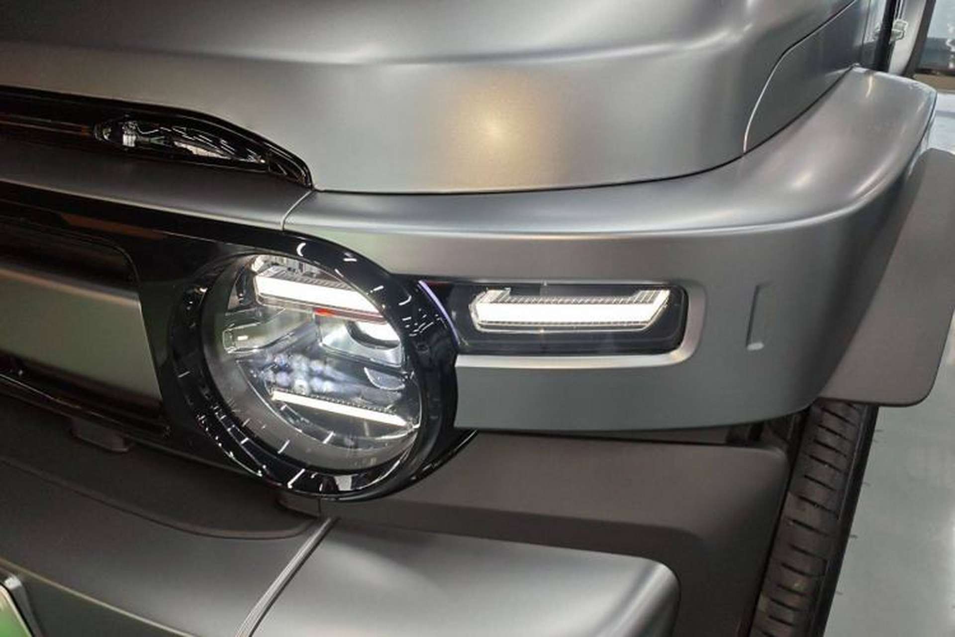 Used iCAR V23 2025 501 Four-Wheel Drive Intelligent Driving Version Left Front Headlight